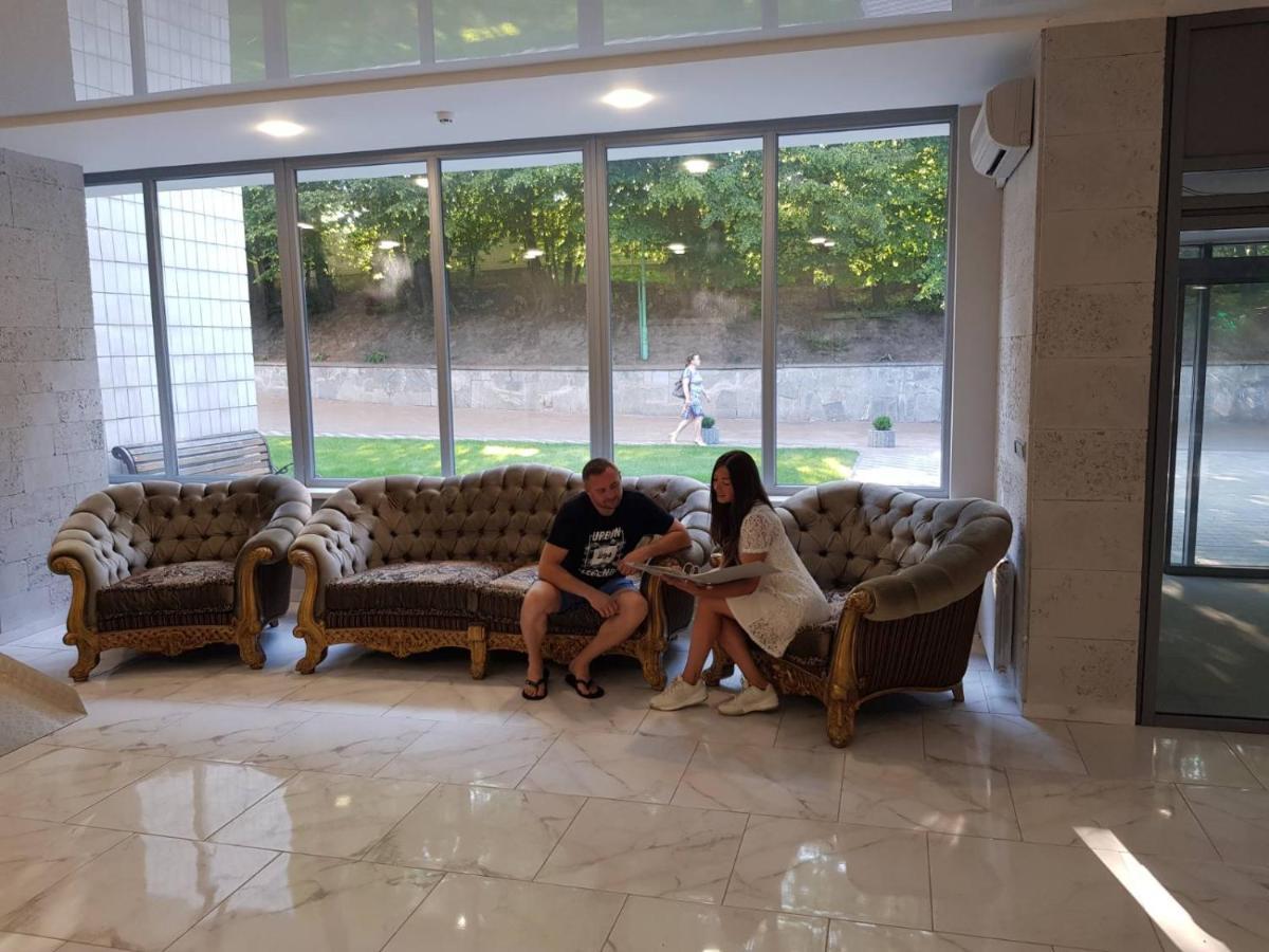 Sanatoriy-Hotel Feofaniya Kijów Zewnętrze zdjęcie