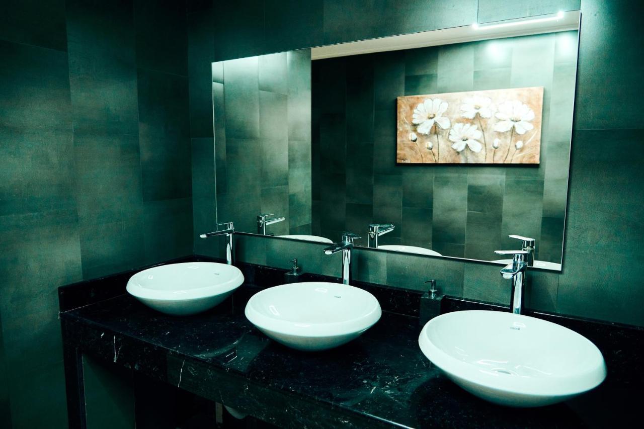Sanatoriy-Hotel Feofaniya Kijów Zewnętrze zdjęcie