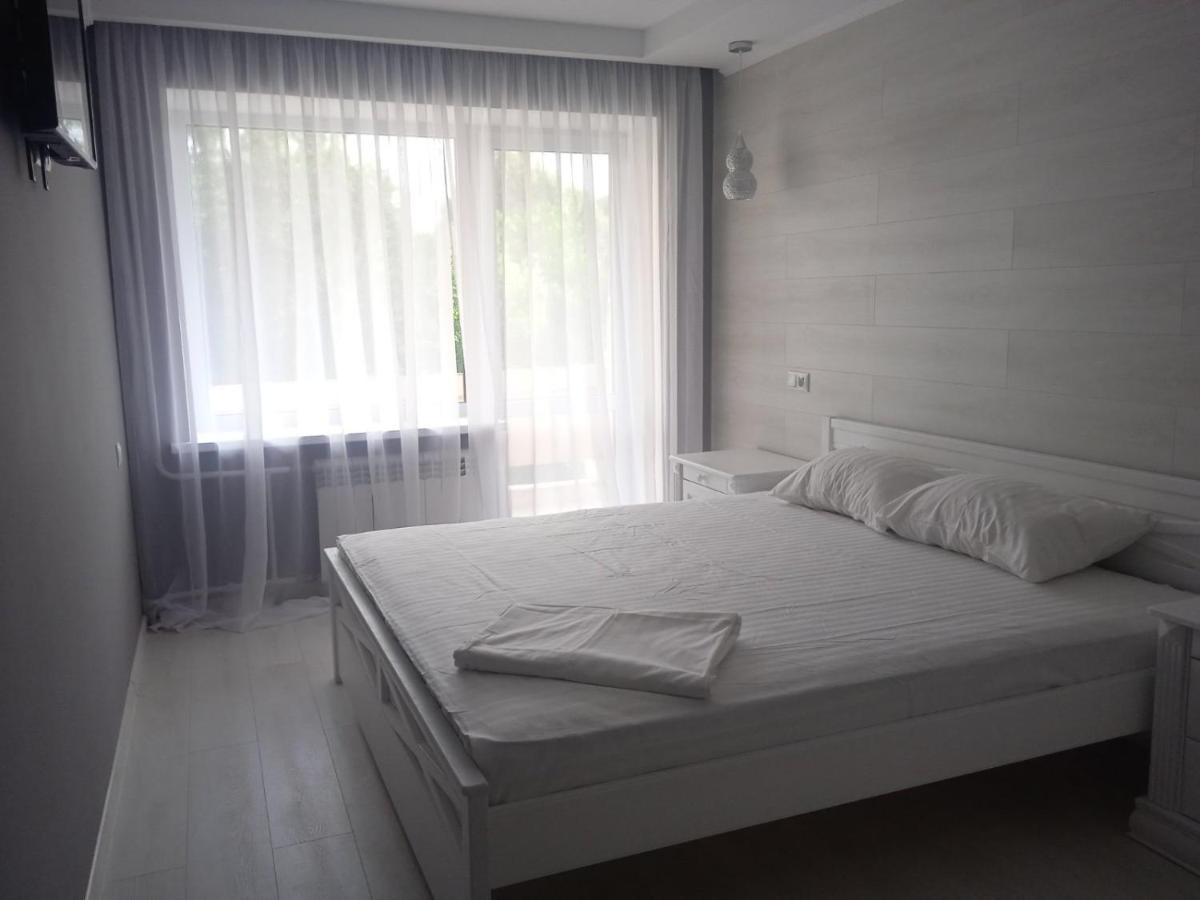 Sanatoriy-Hotel Feofaniya Kijów Zewnętrze zdjęcie