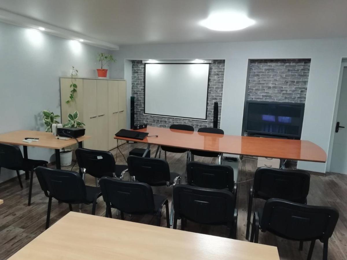 Sanatoriy-Hotel Feofaniya Kijów Zewnętrze zdjęcie